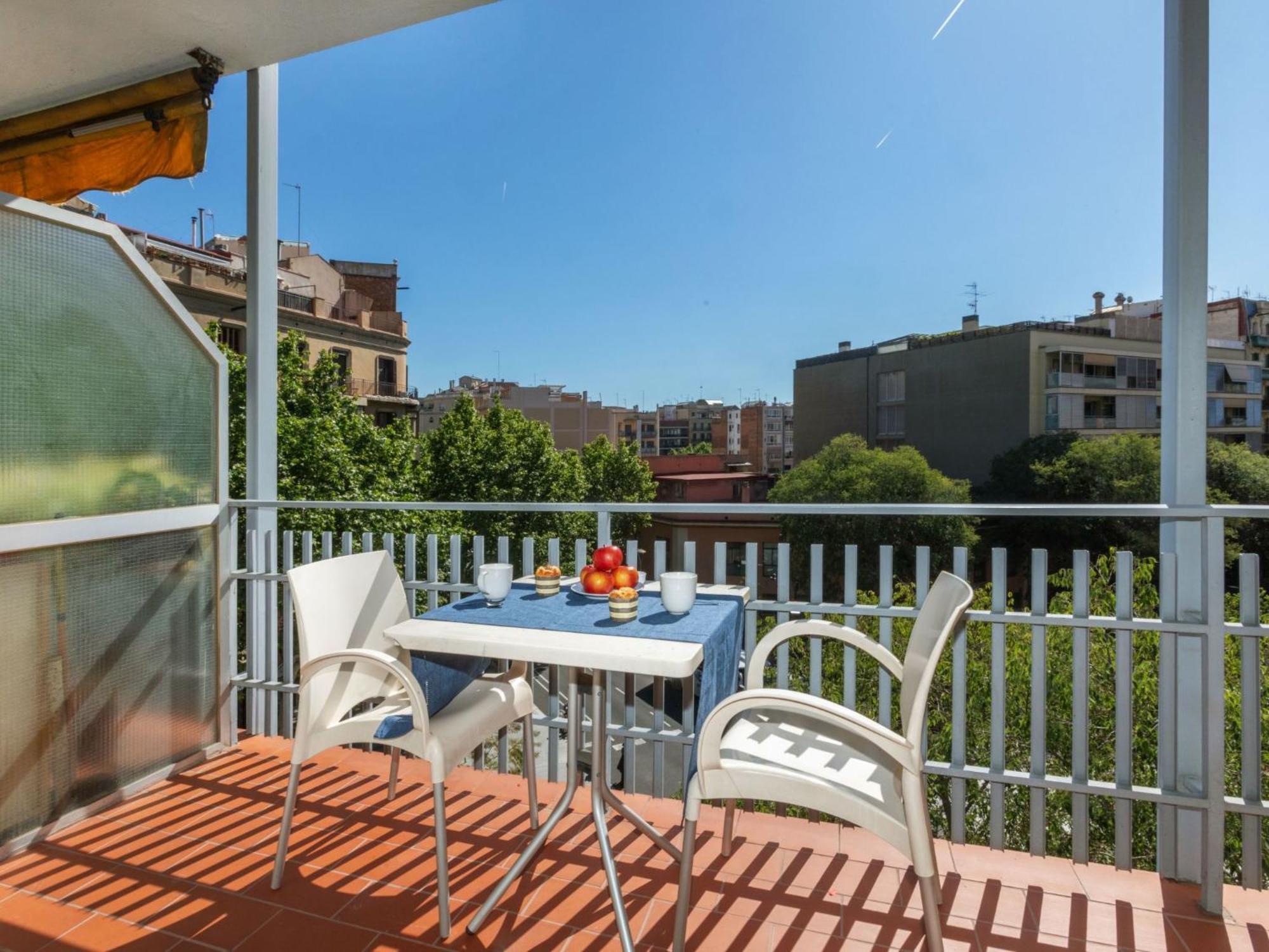 Apartment Eixample Esq Rocafort Diputacio By Interhome Barcelona Exterior foto